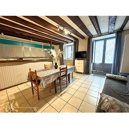 Grand 50m2, 4-6 Personnes Aux