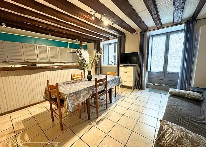 Grand 50m2, 4-6 Personnes Aux